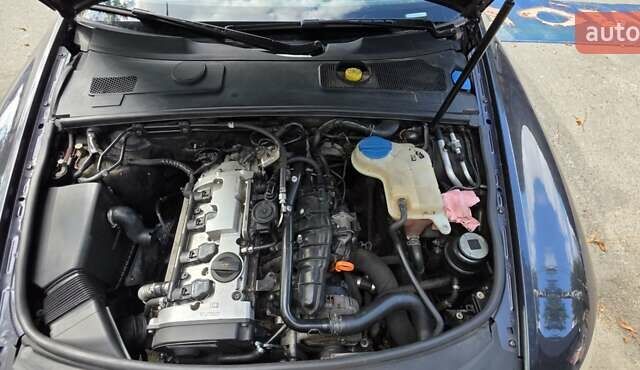 Ауди А6 2005 в Киеве на Automoto.ua Серый Ауди А6, объемом двигателя 2 л и пробегом 295 тыс. км за 6800 $, фото 10 на Automoto.ua
