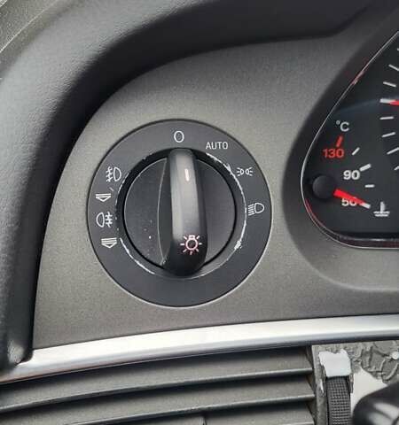 Сірий Ауді А6, об'ємом двигуна 2 л та пробігом 288 тис. км за 6200 $, фото 13 на Automoto.ua