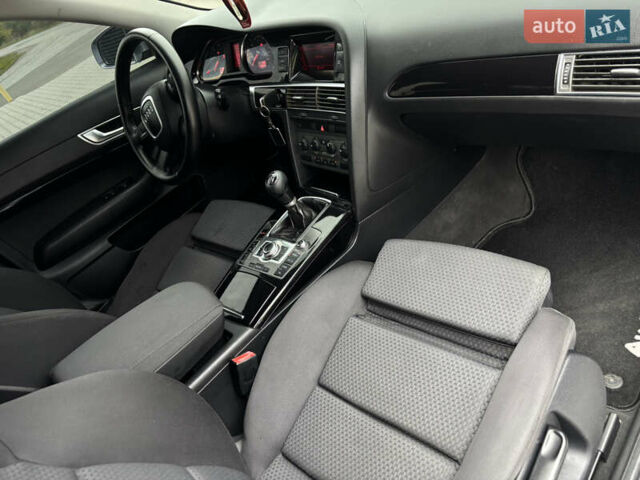 Серый Ауди А6, объемом двигателя 2.7 л и пробегом 368 тыс. км за 7200 $, фото 13 на Automoto.ua