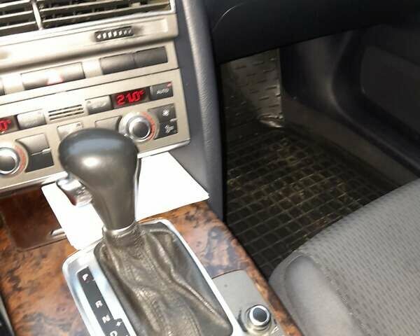 Серый Ауди А6, объемом двигателя 3 л и пробегом 305 тыс. км за 8500 $, фото 11 на Automoto.ua