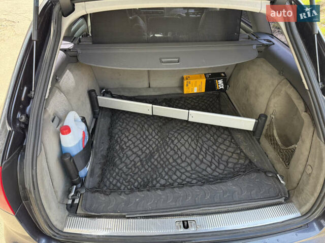 Серый Ауди А6, объемом двигателя 3.2 л и пробегом 262 тыс. км за 6200 $, фото 15 на Automoto.ua