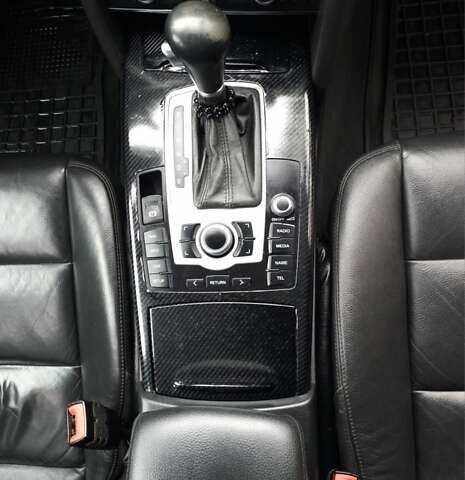 Сірий Ауді А6, об'ємом двигуна 2.7 л та пробігом 366 тис. км за 7300 $, фото 45 на Automoto.ua