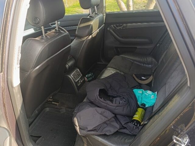 Серый Ауди А6, объемом двигателя 2 л и пробегом 1000 тыс. км за 3500 $, фото 5 на Automoto.ua