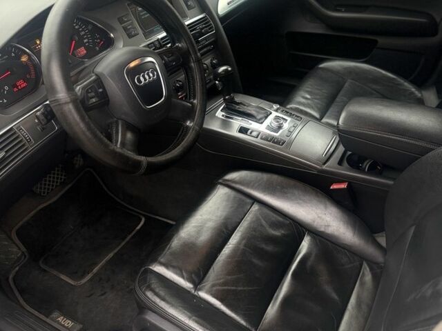 Серый Ауди А6, объемом двигателя 3 л и пробегом 300 тыс. км за 4400 $, фото 3 на Automoto.ua