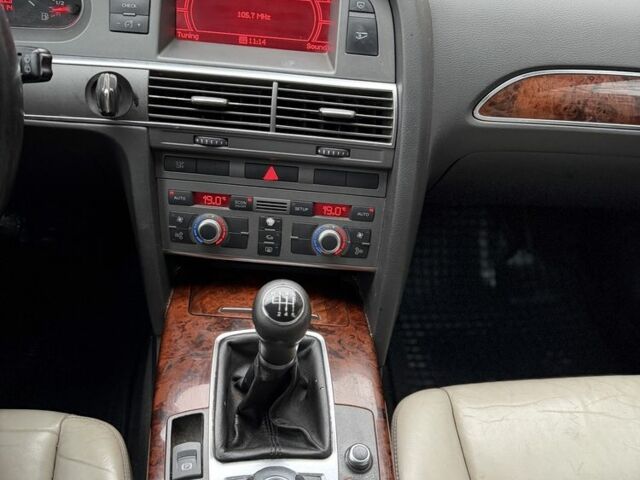 Серый Ауди А6, объемом двигателя 2 л и пробегом 300 тыс. км за 3200 $, фото 11 на Automoto.ua