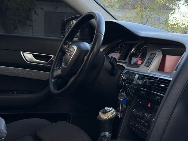 Серый Ауди А6, объемом двигателя 2.7 л и пробегом 275 тыс. км за 3600 $, фото 7 на Automoto.ua