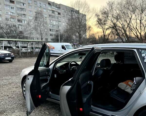 Серый Ауди А6, объемом двигателя 3 л и пробегом 376 тыс. км за 9800 $, фото 18 на Automoto.ua