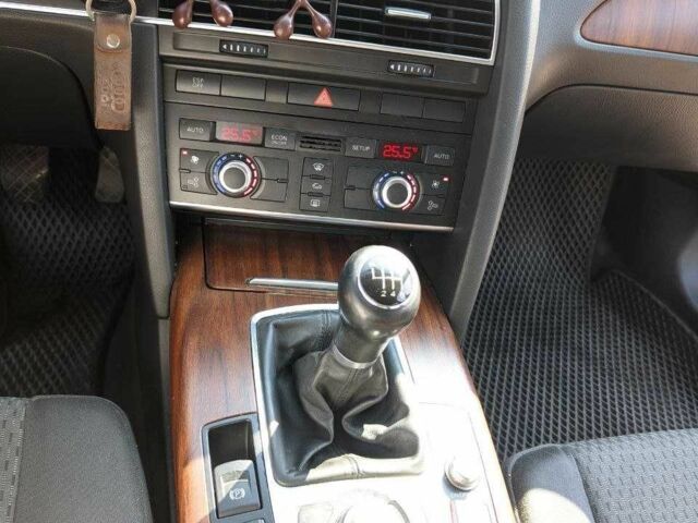 Серый Ауди А6, объемом двигателя 2 л и пробегом 400 тыс. км за 7500 $, фото 17 на Automoto.ua