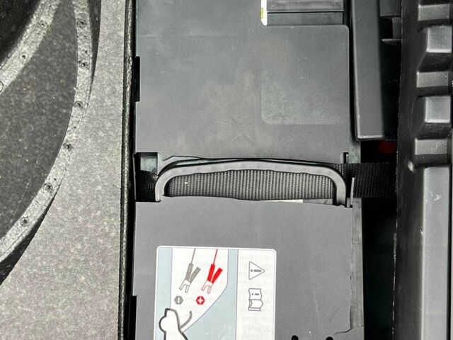 Серый Ауди А6, объемом двигателя 2.7 л и пробегом 281 тыс. км за 8200 $, фото 21 на Automoto.ua