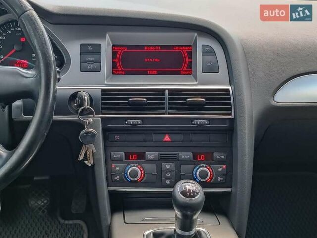 Сірий Ауді А6, об'ємом двигуна 2 л та пробігом 320 тис. км за 7990 $, фото 26 на Automoto.ua