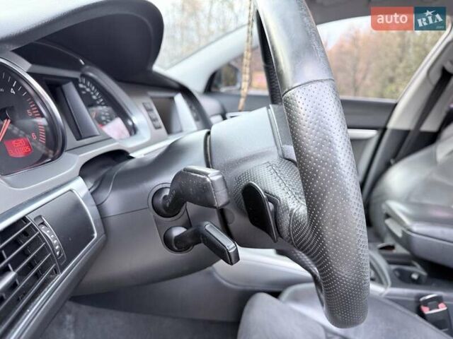 Серый Ауди А6, объемом двигателя 3 л и пробегом 350 тыс. км за 9200 $, фото 9 на Automoto.ua