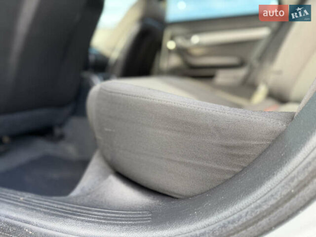 Сірий Ауді А6, об'ємом двигуна 2 л та пробігом 306 тис. км за 6200 $, фото 73 на Automoto.ua
