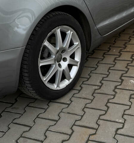 Сірий Ауді А6, об'ємом двигуна 2.7 л та пробігом 294 тис. км за 7300 $, фото 15 на Automoto.ua