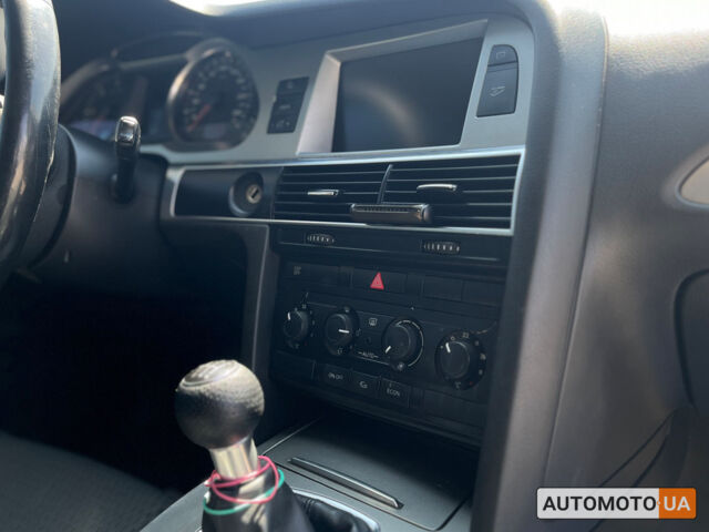 Сірий Ауді А6, об'ємом двигуна 2 л та пробігом 137 тис. км за 9500 $, фото 19 на Automoto.ua