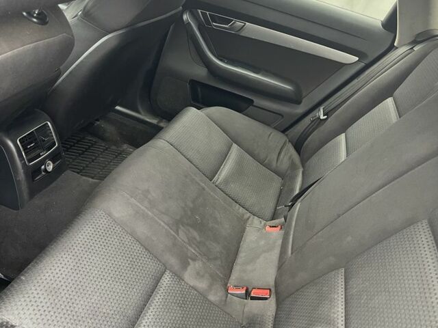 Сірий Ауді А6, об'ємом двигуна 2 л та пробігом 450 тис. км за 3500 $, фото 5 на Automoto.ua