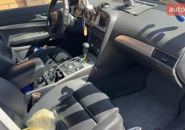 Серый Ауди А6, объемом двигателя 2 л и пробегом 300 тыс. км за 7200 $, фото 4 на Automoto.ua