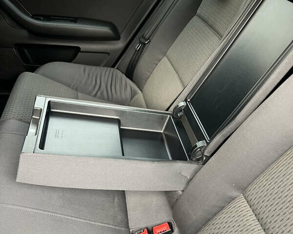 Серый Ауди А6, объемом двигателя 2 л и пробегом 320 тыс. км за 7200 $, фото 11 на Automoto.ua