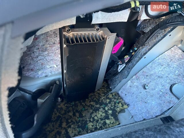 Сірий Ауді А6, об'ємом двигуна 2 л та пробігом 164 тис. км за 8999 $, фото 55 на Automoto.ua