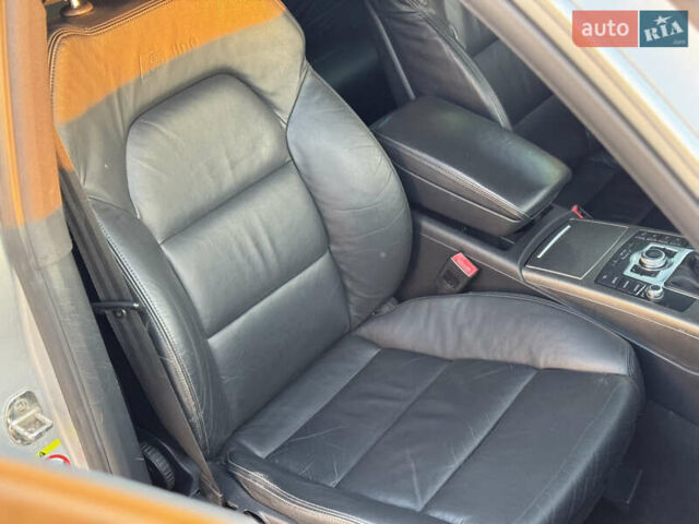 Серый Ауди А6, объемом двигателя 3 л и пробегом 350 тыс. км за 9999 $, фото 26 на Automoto.ua