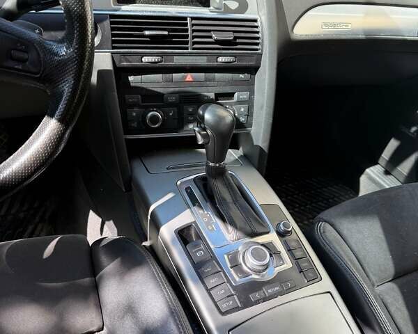 Серый Ауди А6, объемом двигателя 3 л и пробегом 242 тыс. км за 12000 $, фото 5 на Automoto.ua