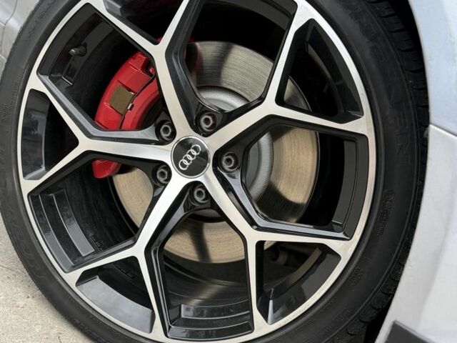 Серый Ауди А6, объемом двигателя 2 л и пробегом 296 тыс. км за 8700 $, фото 6 на Automoto.ua