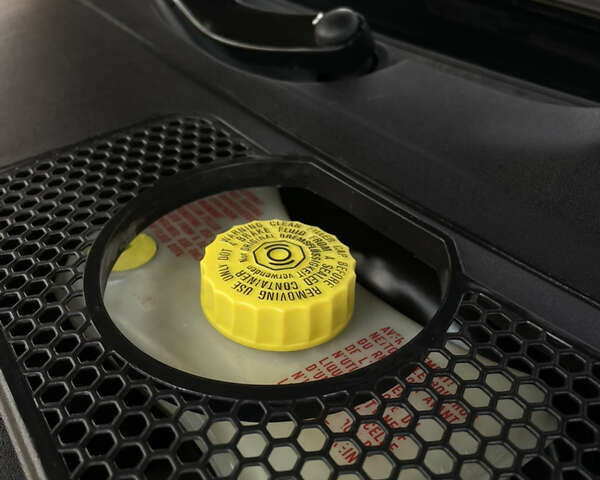 Серый Ауди А6, объемом двигателя 2.7 л и пробегом 308 тыс. км за 9100 $, фото 142 на Automoto.ua