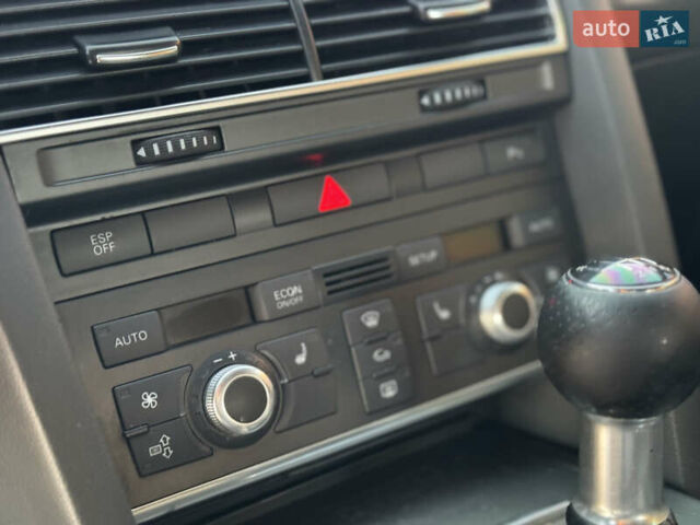 Серый Ауди А6, объемом двигателя 3 л и пробегом 350 тыс. км за 9999 $, фото 34 на Automoto.ua