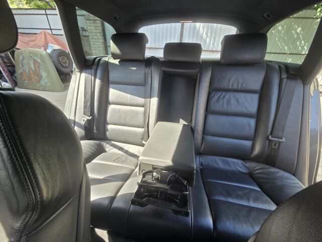 Сірий Ауді А6, об'ємом двигуна 3 л та пробігом 279 тис. км за 9900 $, фото 3 на Automoto.ua