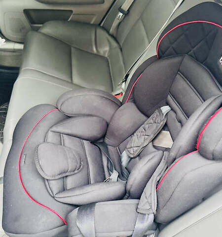 Серый Ауди А6, объемом двигателя 1.97 л и пробегом 333 тыс. км за 8200 $, фото 19 на Automoto.ua