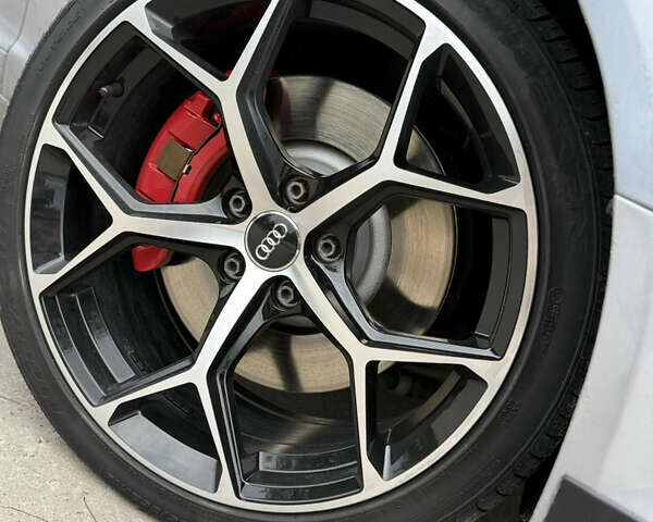 Серый Ауди А6, объемом двигателя 2 л и пробегом 310 тыс. км за 8700 $, фото 4 на Automoto.ua