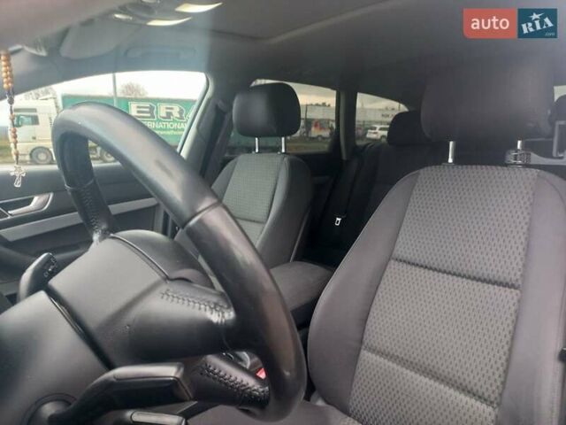 Сірий Ауді А6, об'ємом двигуна 2.7 л та пробігом 389 тис. км за 7800 $, фото 45 на Automoto.ua