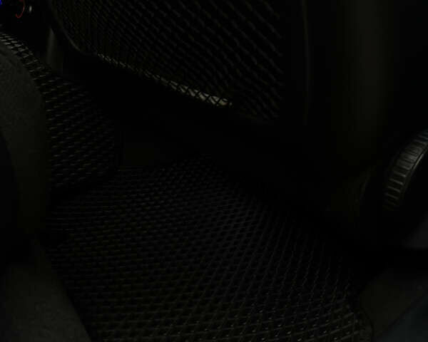 Серый Ауди А6, объемом двигателя 2.7 л и пробегом 308 тыс. км за 9100 $, фото 112 на Automoto.ua