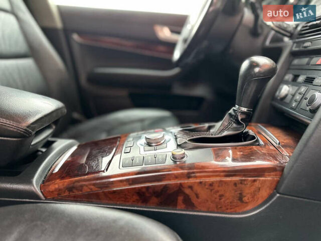 Серый Ауди А6, объемом двигателя 3 л и пробегом 325 тыс. км за 9950 $, фото 52 на Automoto.ua