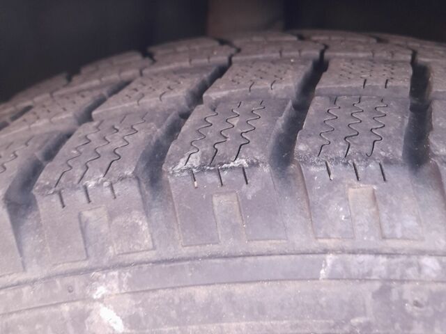 Сірий Ауді А6, об'ємом двигуна 2.7 л та пробігом 300 тис. км за 3800 $, фото 18 на Automoto.ua