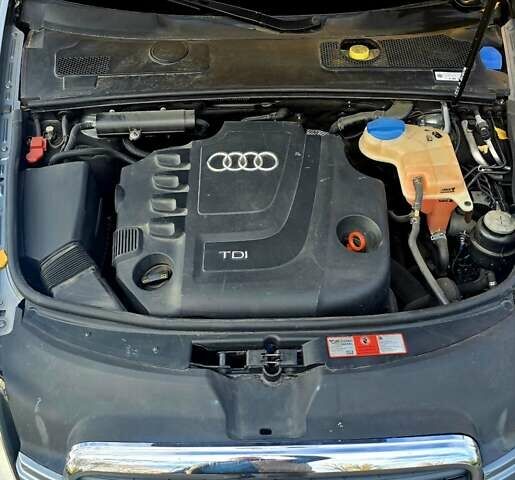 Сірий Ауді А6, об'ємом двигуна 2 л та пробігом 290 тис. км за 8990 $, фото 31 на Automoto.ua