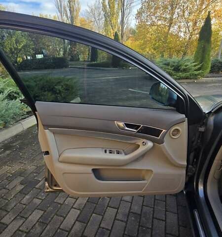 Ауді А6 2009 у Виноградове на Automoto.ua Сірий Ауді А6, об'ємом двигуна 2 л та пробігом 290 тис. км за 9500 $, фото 12 на Automoto.ua