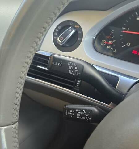 Сірий Ауді А6, об'ємом двигуна 2 л та пробігом 290 тис. км за 8990 $, фото 25 на Automoto.ua