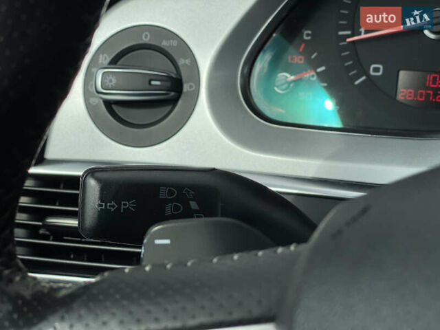 Сірий Ауді А6, об'ємом двигуна 1.98 л та пробігом 206 тис. км за 9999 $, фото 43 на Automoto.ua