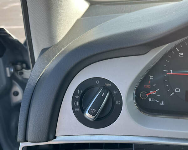 Серый Ауди А6, объемом двигателя 2 л и пробегом 314 тыс. км за 10500 $, фото 12 на Automoto.ua