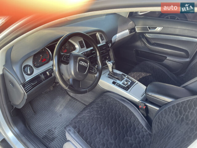 Серый Ауди А6, объемом двигателя 3 л и пробегом 310 тыс. км за 12000 $, фото 4 на Automoto.ua