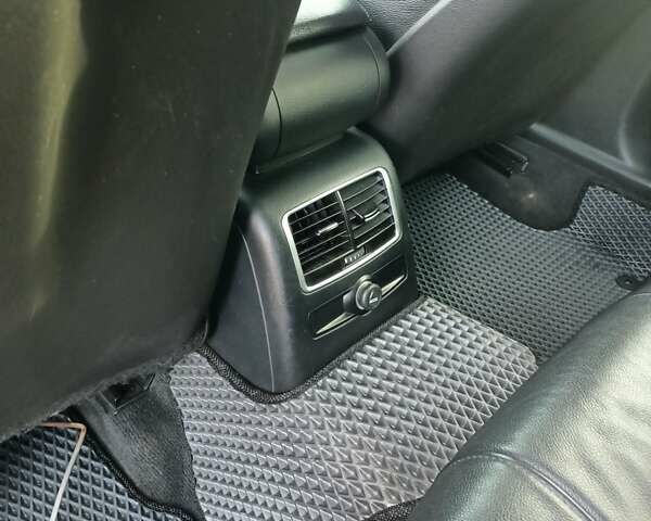 Серый Ауди А6, объемом двигателя 2.8 л и пробегом 356 тыс. км за 9500 $, фото 15 на Automoto.ua