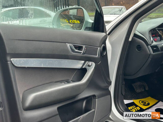 Сірий Ауді А6, об'ємом двигуна 2.7 л та пробігом 251 тис. км за 12600 $, фото 6 на Automoto.ua