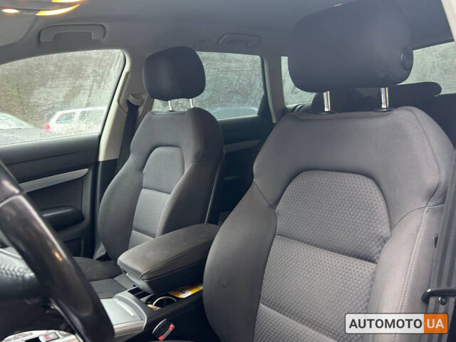 Сірий Ауді А6, об'ємом двигуна 2.7 л та пробігом 251 тис. км за 12600 $, фото 8 на Automoto.ua