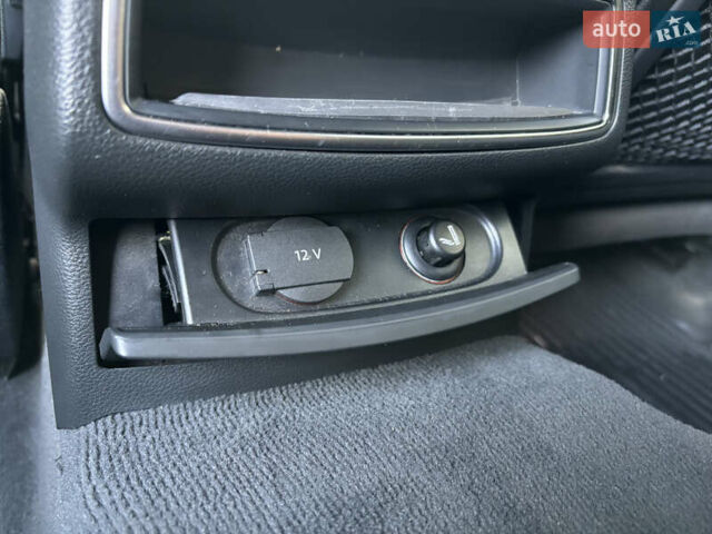 Сірий Ауді А6, об'ємом двигуна 1.98 л та пробігом 299 тис. км за 11000 $, фото 38 на Automoto.ua