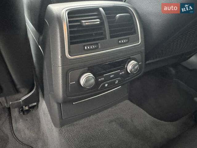 Сірий Ауді А6, об'ємом двигуна 3 л та пробігом 262 тис. км за 17950 $, фото 35 на Automoto.ua