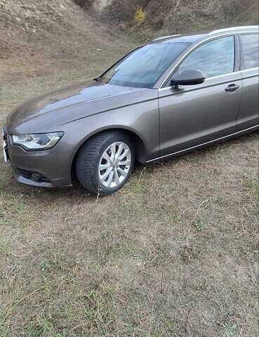 Сірий Ауді А6, об'ємом двигуна 1.97 л та пробігом 308 тис. км за 13500 $, фото 2 на Automoto.ua