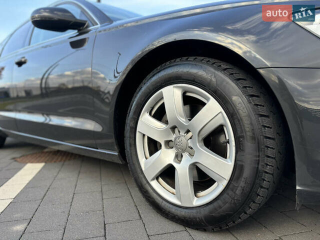 Сірий Ауді А6, об'ємом двигуна 1.98 л та пробігом 299 тис. км за 11000 $, фото 4 на Automoto.ua