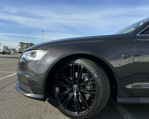 Серый Ауди А6, объемом двигателя 3 л и пробегом 240 тыс. км за 29500 $, фото 3 на Automoto.ua