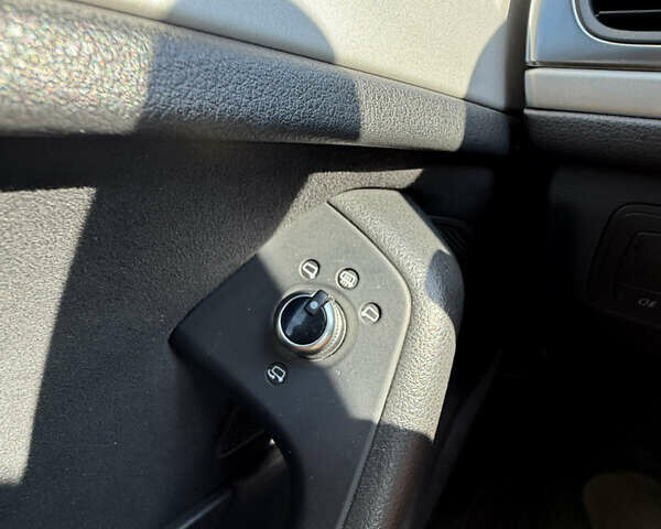 Серый Ауди А6, объемом двигателя 2.97 л и пробегом 270 тыс. км за 19999 $, фото 24 на Automoto.ua