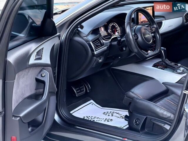 Сірий Ауді А6, об'ємом двигуна 3 л та пробігом 257 тис. км за 25999 $, фото 23 на Automoto.ua